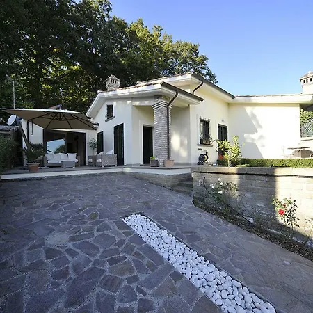 Villa Manziana *